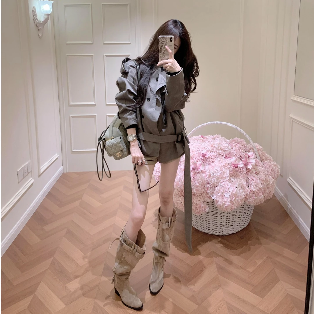 设计感短款风衣外套女秋季松弛感复古休闲宽松上衣百搭高腰短裤子