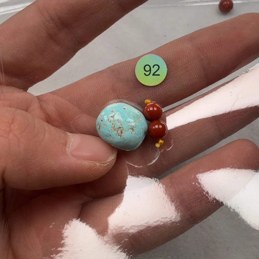 南红玛瑙未镶嵌珠宝奇石