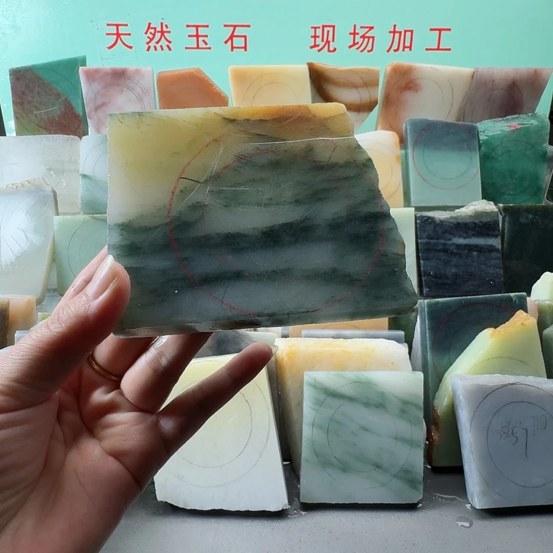 未镶嵌手镯石英质玉（金丝玉）手镯定制