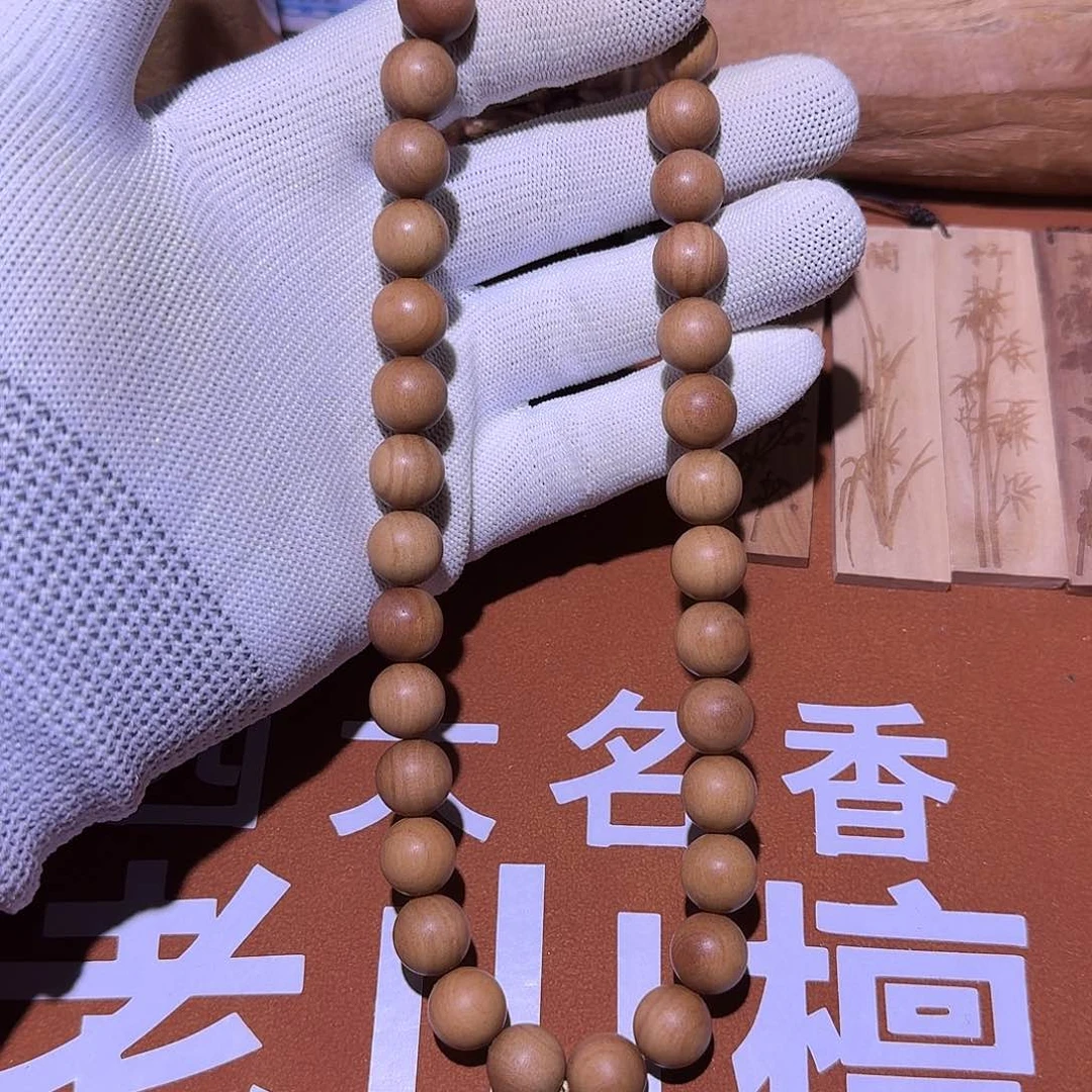 檀香木1.2×34颗手持黄肉顺纹