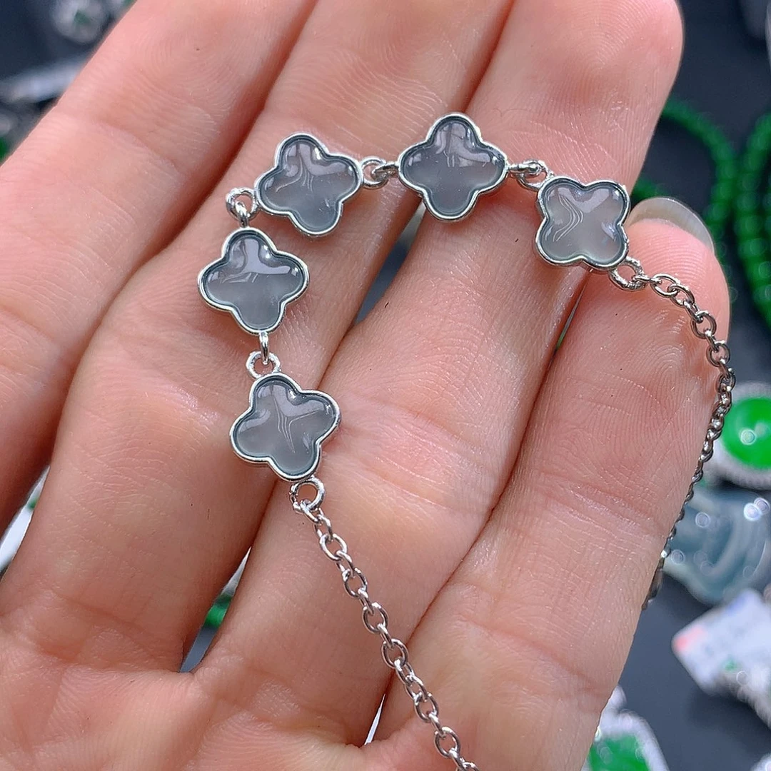 翡翠手链未镶嵌翡翠