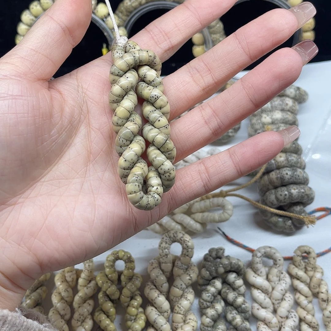 邢***个卡6原生态石玉料大肠长串