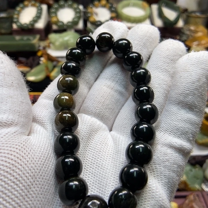 未镶嵌手串岫岩河磨玉（透闪石质玉）