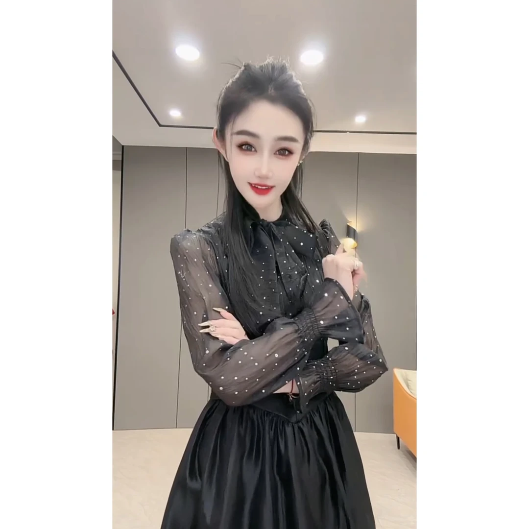 春季新款重工设计优雅气质飘带领显瘦百搭连衣裙