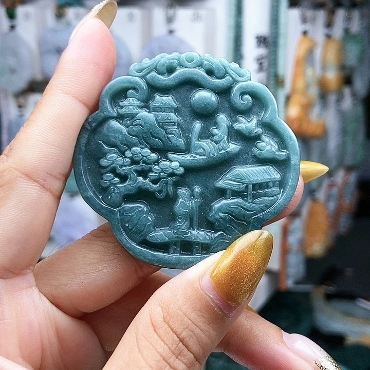 翡翠未镶嵌颈饰翡翠