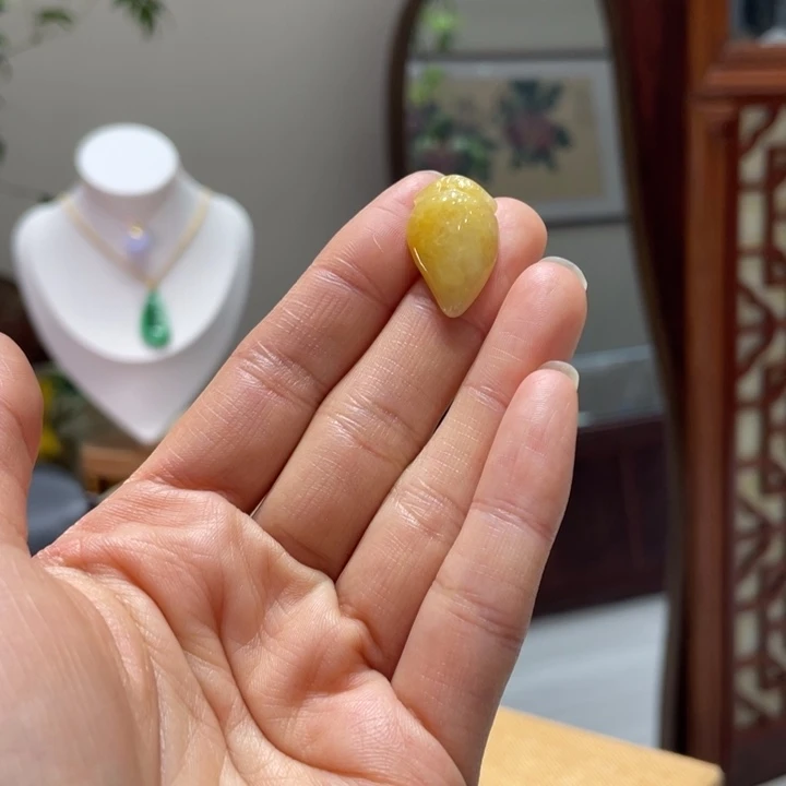 翡翠未镶嵌颈饰缅甸翡翠