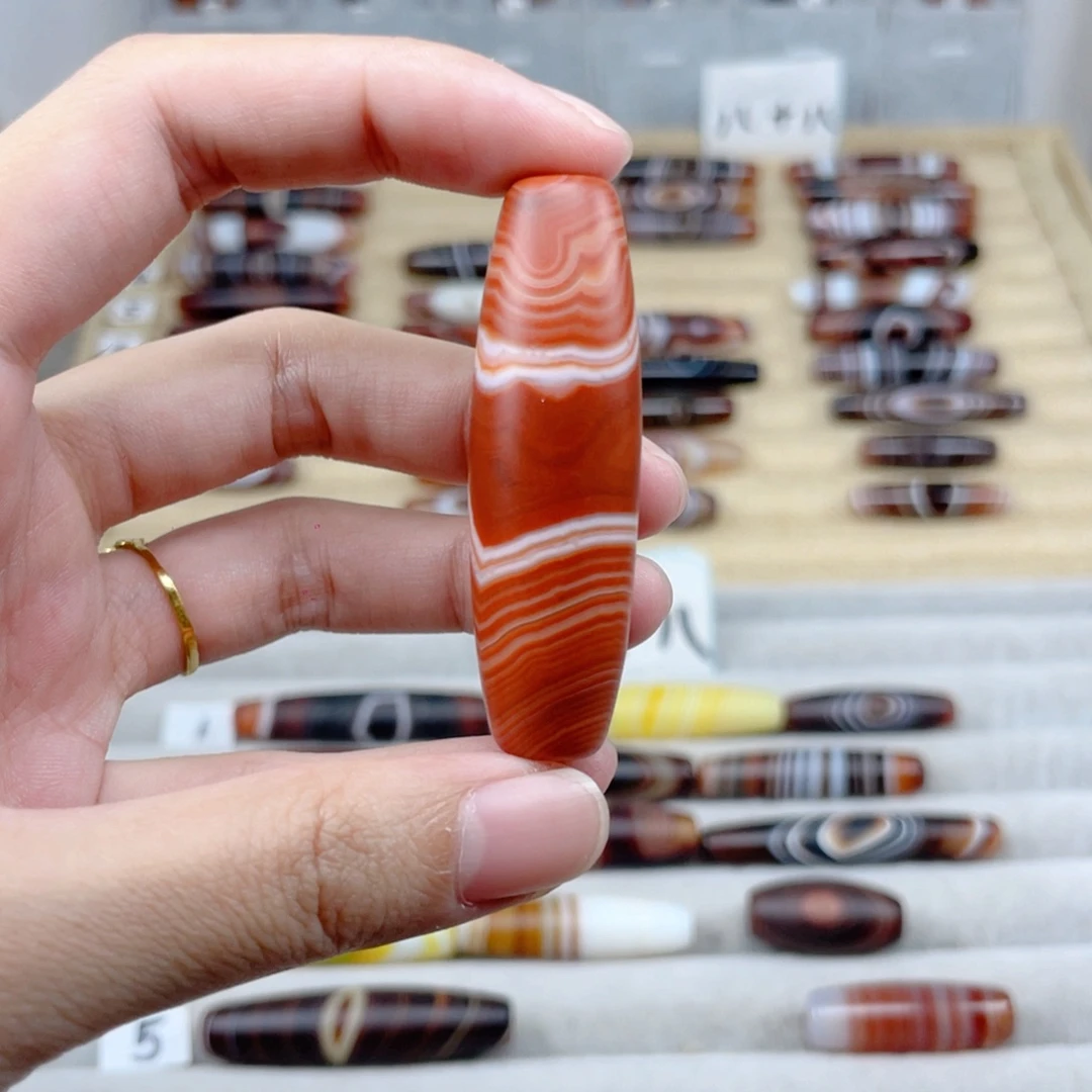 小***客合金颈饰玛瑙/玉髓