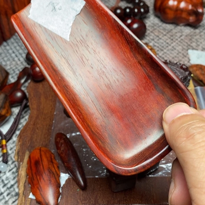 文****檀香紫檀（小叶紫檀）