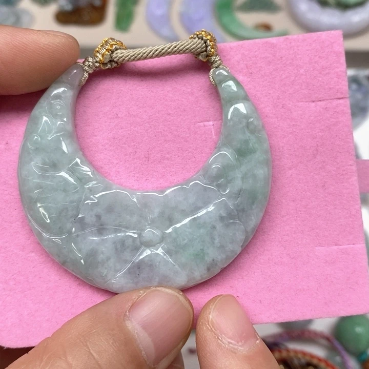 翡翠未镶嵌颈饰23号