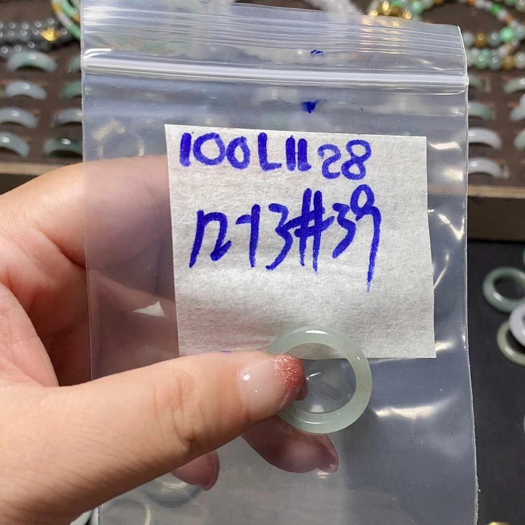 未镶嵌定制翡翠翡翠