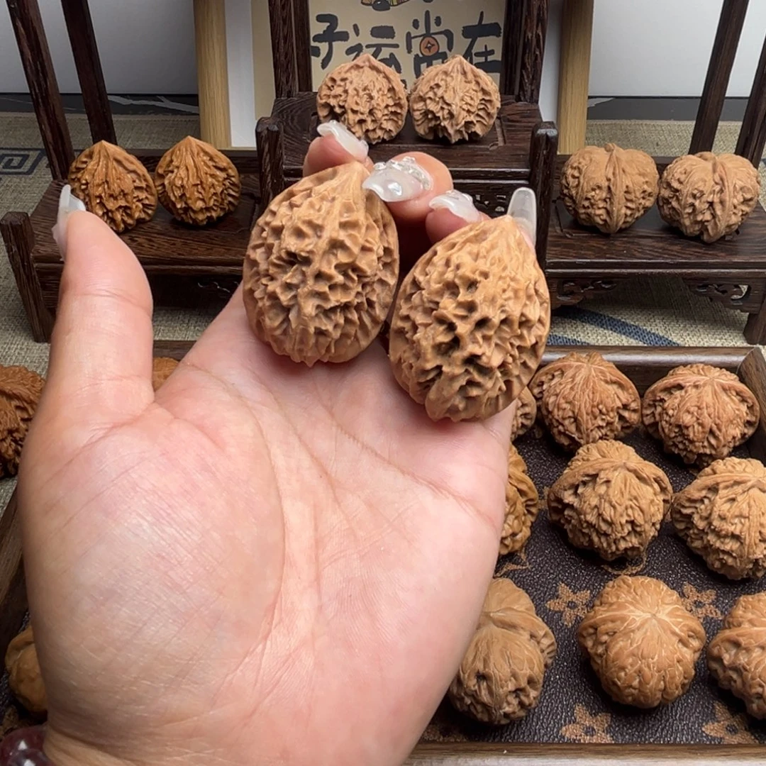把件文玩核桃招财鼠