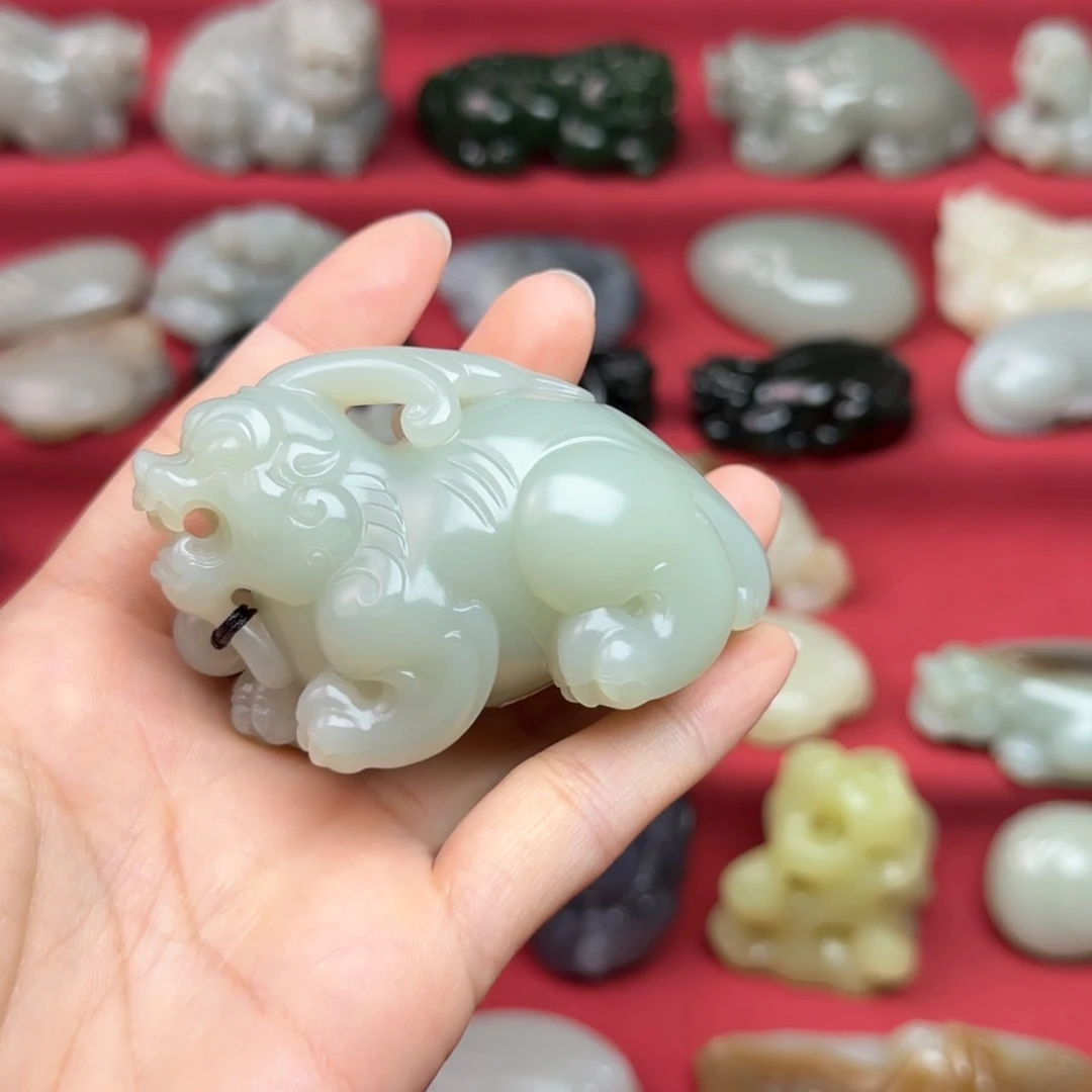 未镶嵌和田玉（糖玉）把件
