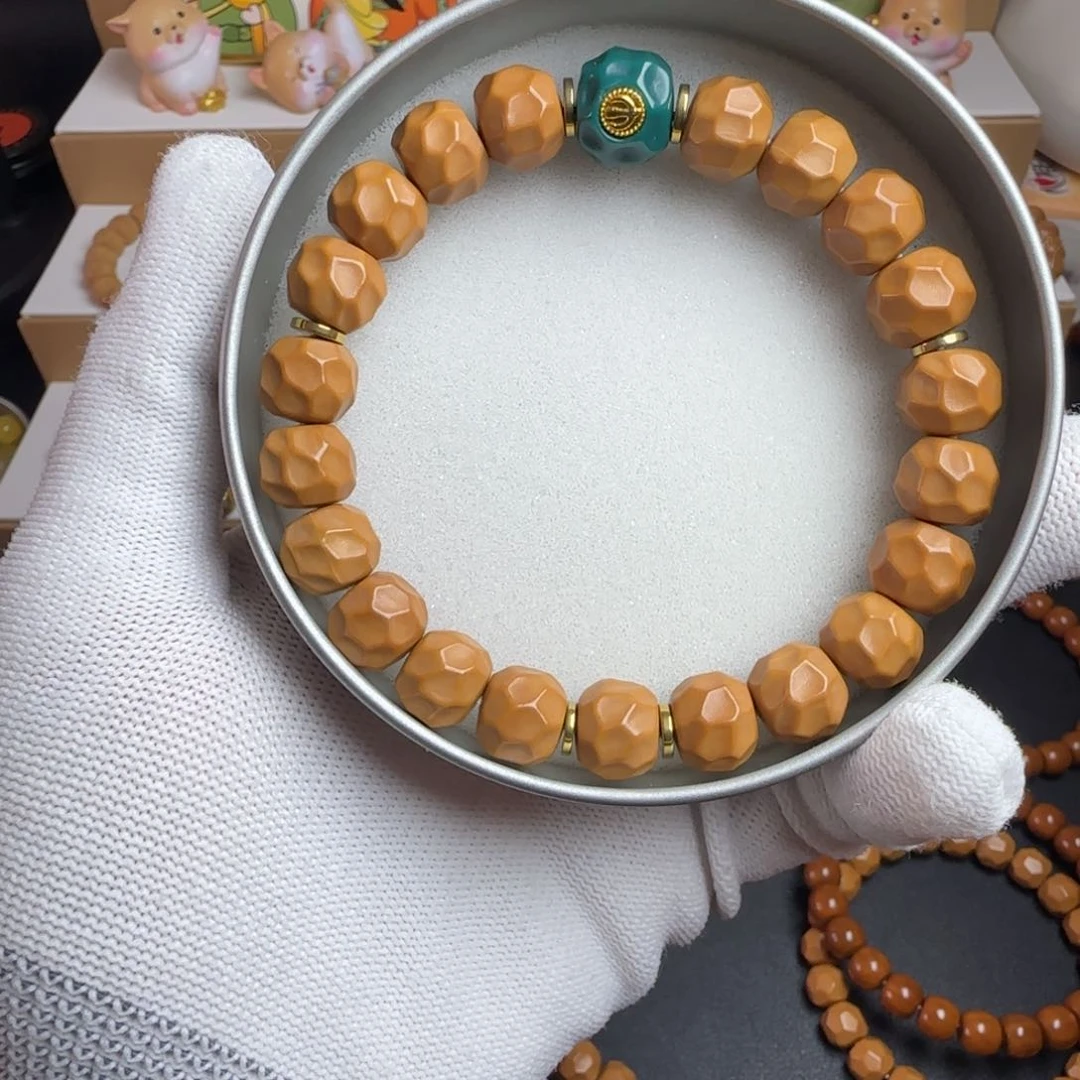 猴头核桃手串11+黑金无相+配饰雪巴