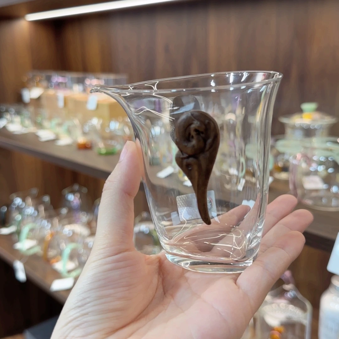 禾器承哲公道杯。。。