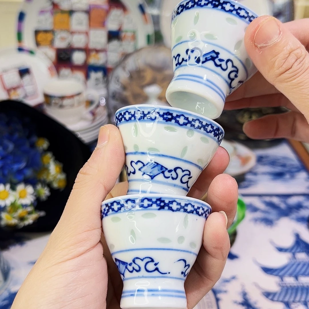 咖啡杯和茶杯是我们每人用