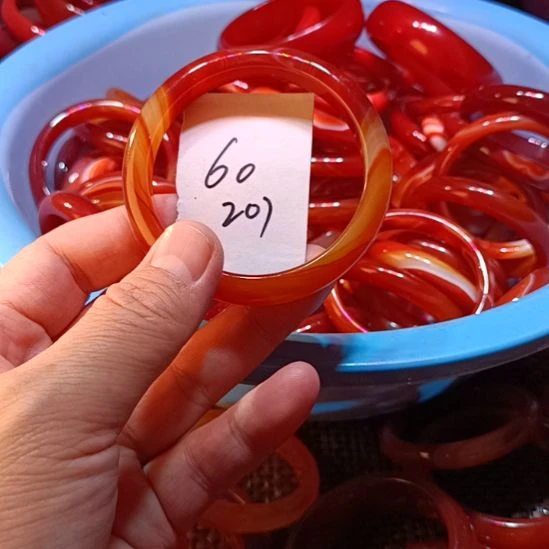 玛瑙/玉髓未镶嵌手镯