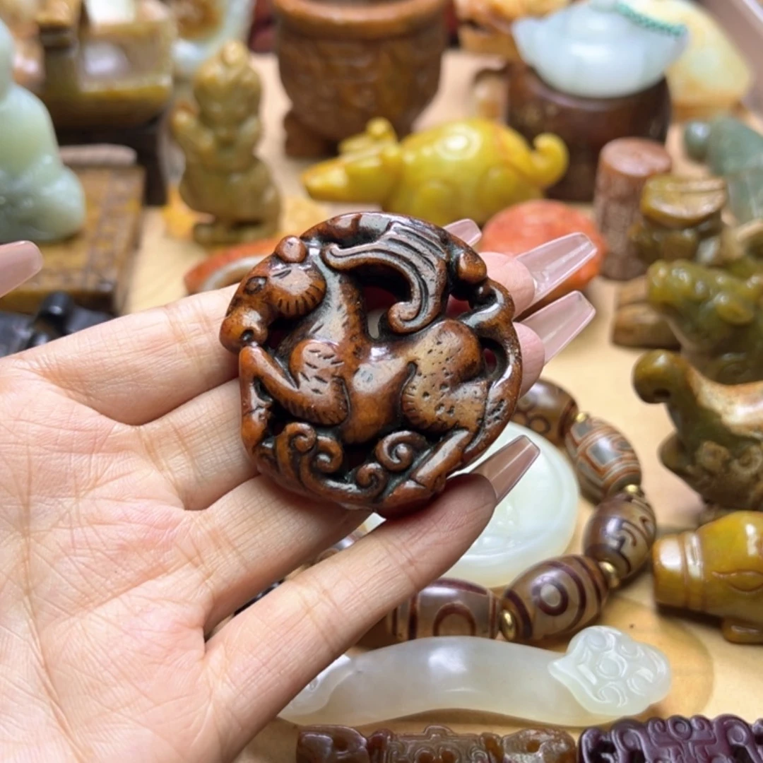 【闪购商品】蛇纹石玉颈饰未镶嵌