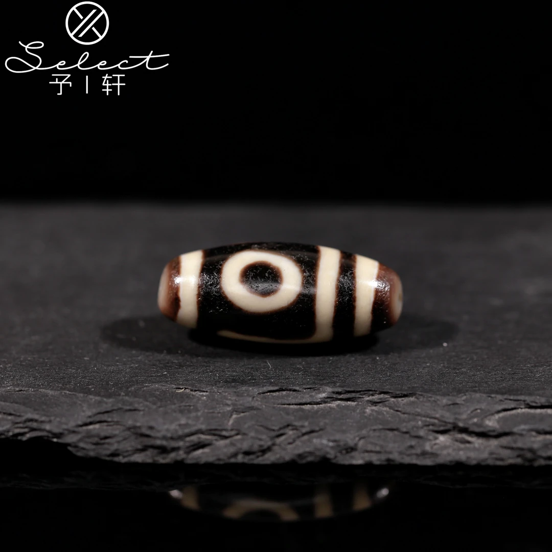 予轩出品；台一上肯老超顶满钙化全品折线二眼28.6*12mm天珠吊坠