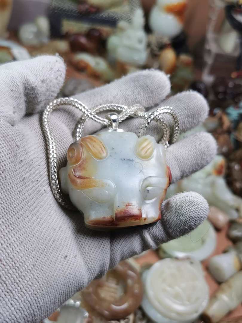 新疆和田白玉挂件