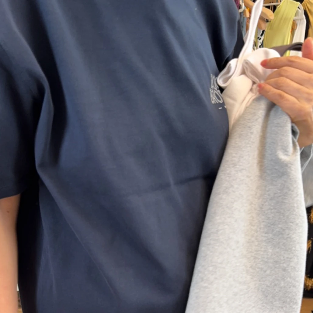 Soyinkala 纯色T恤