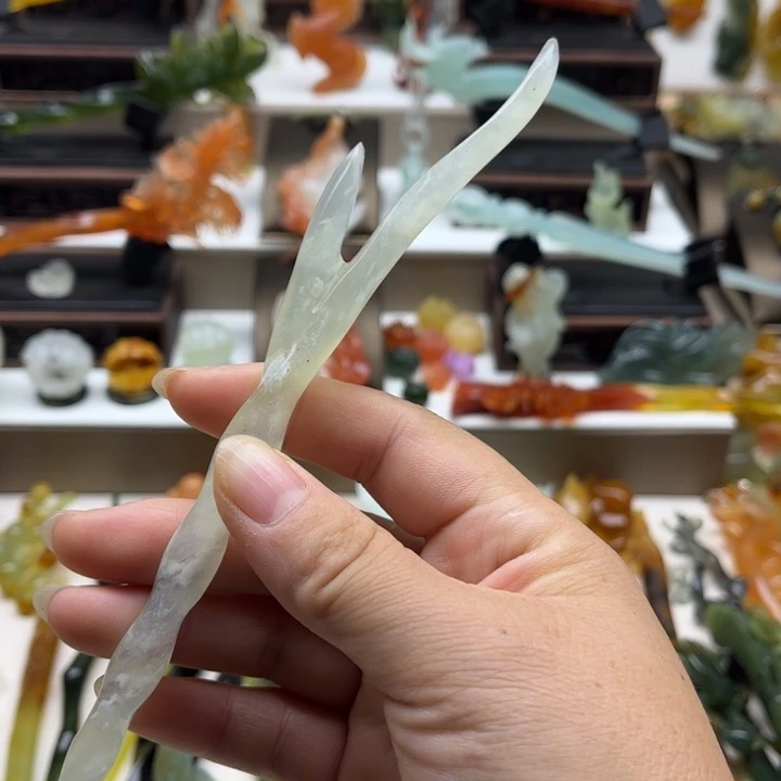 蛇纹石玉未镶嵌岫玉发簪