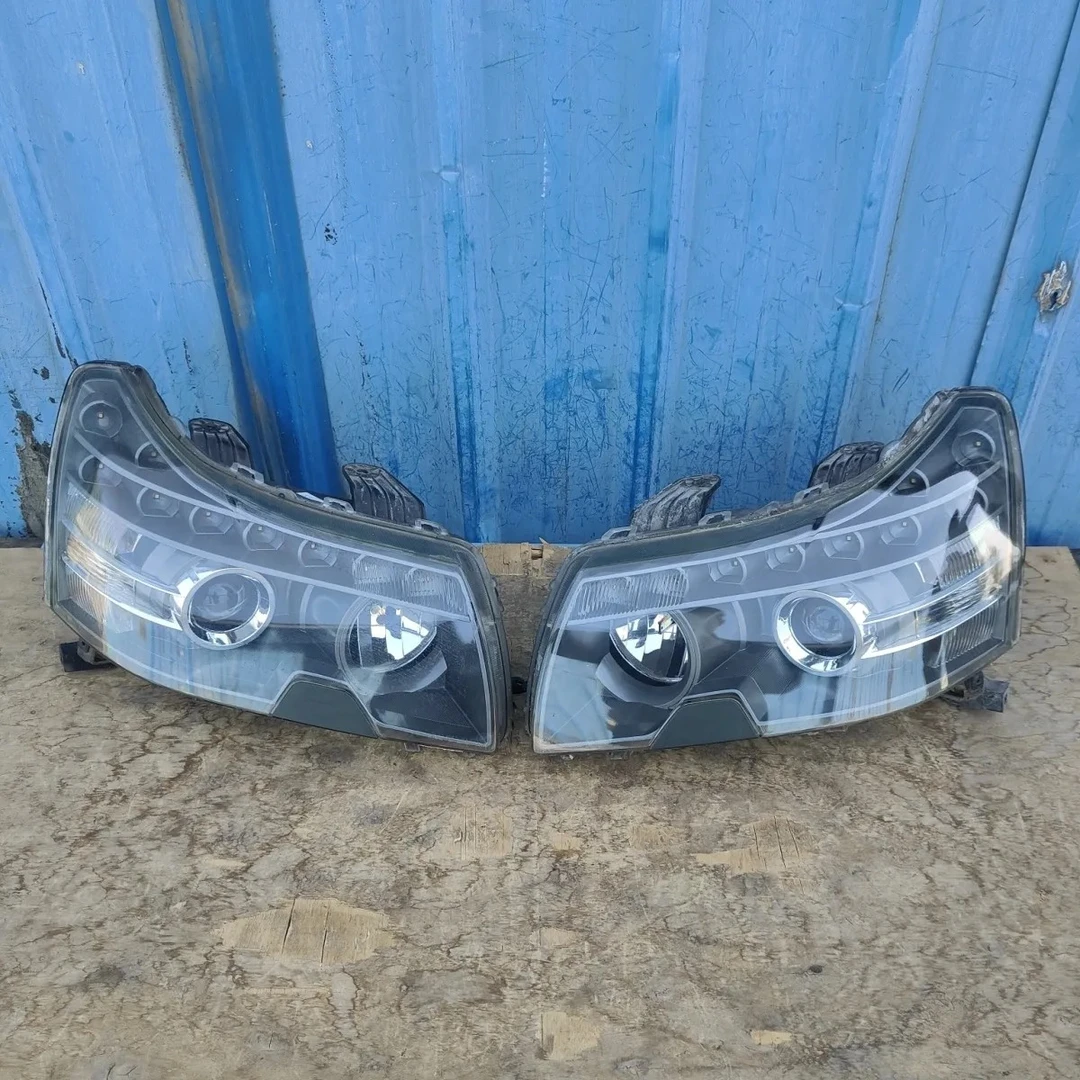 适用于吉利帝豪EC8前大灯前照明灯车头灯前车灯远近光灯