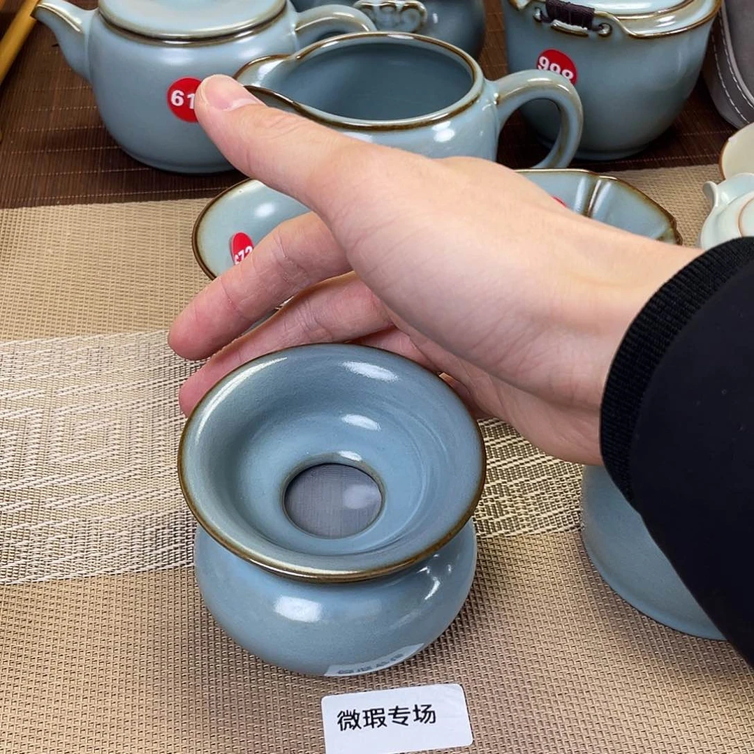 瓷片。。。。。。。。。。。。。。。