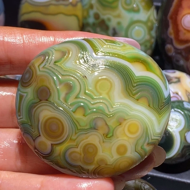 玛瑙/玉髓未镶嵌珠宝奇石18