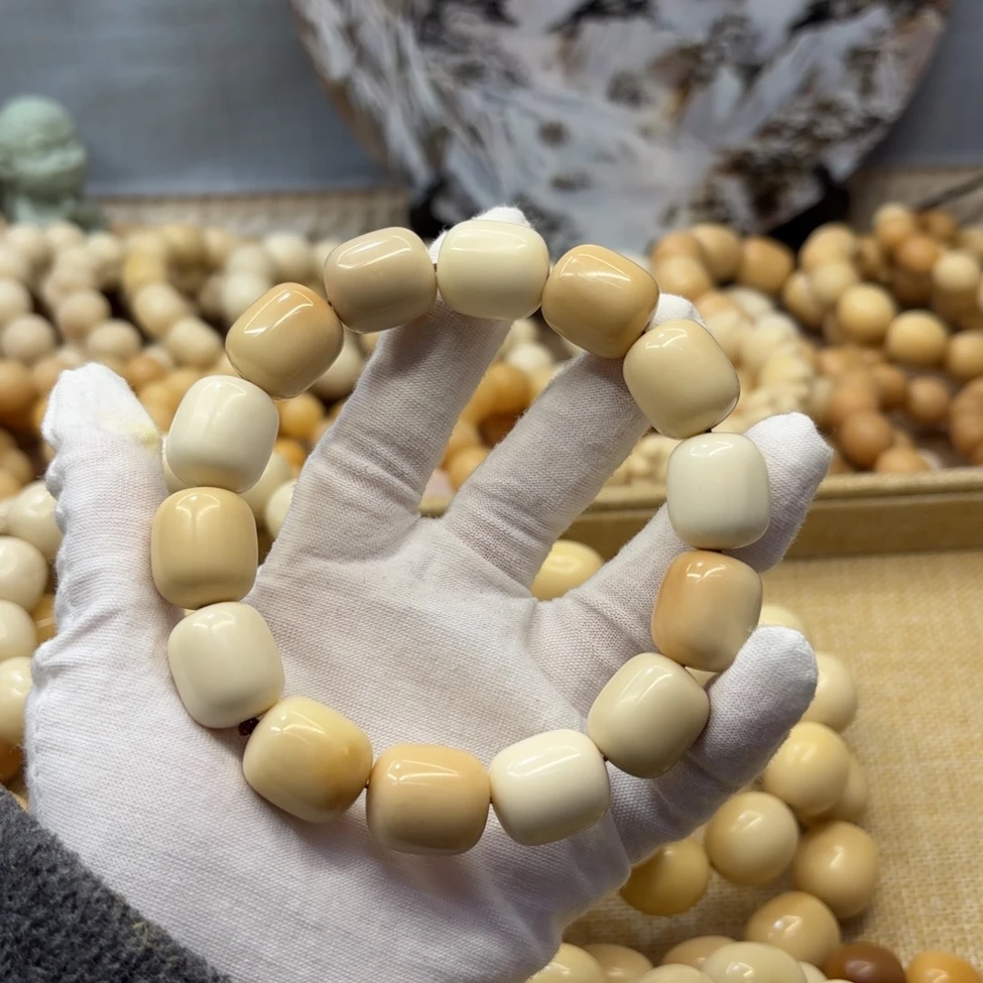 吊坠菩提根/象牙果18干磨瑕疵牙果年糕111