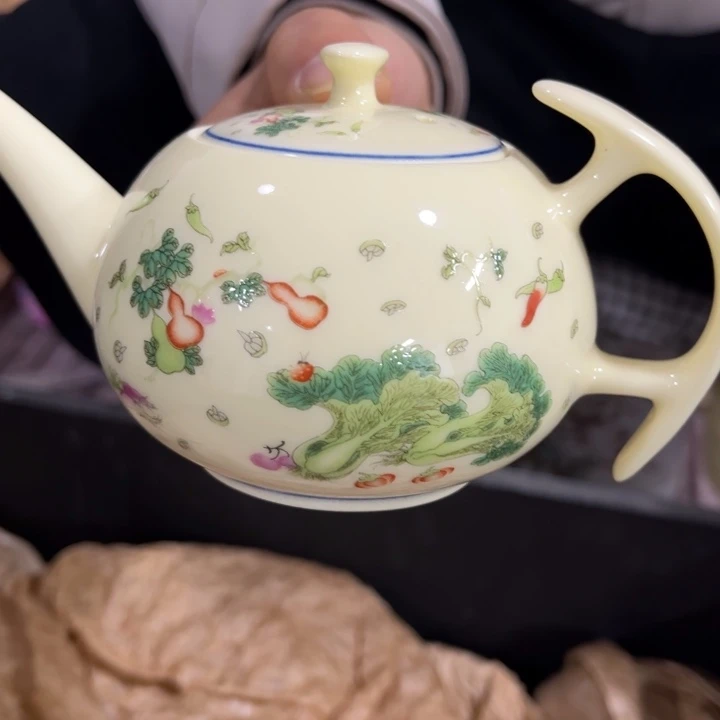 景德镇瓷器博物陈列中心主任