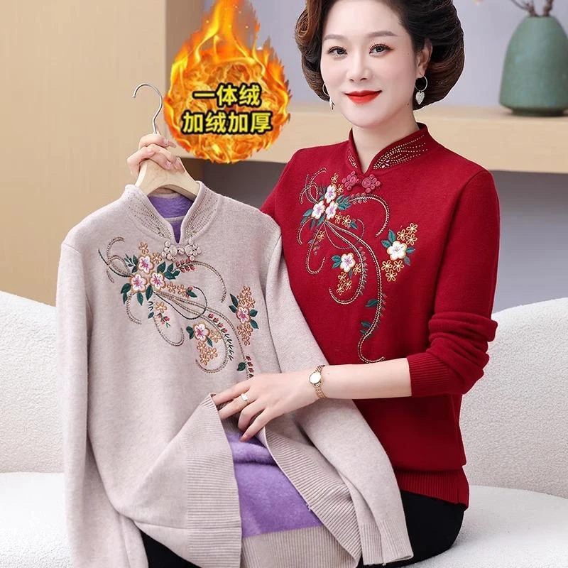 妈妈秋冬装旗袍领绣花一体绒加厚加绒毛衣女中老年打底衫保暖上衣