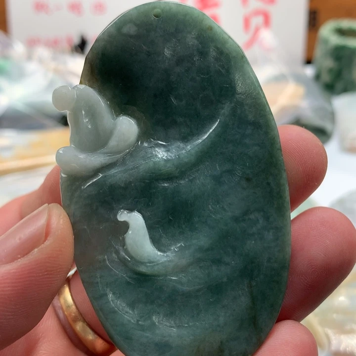 翡翠未镶嵌颈饰保真天然a货翡翠