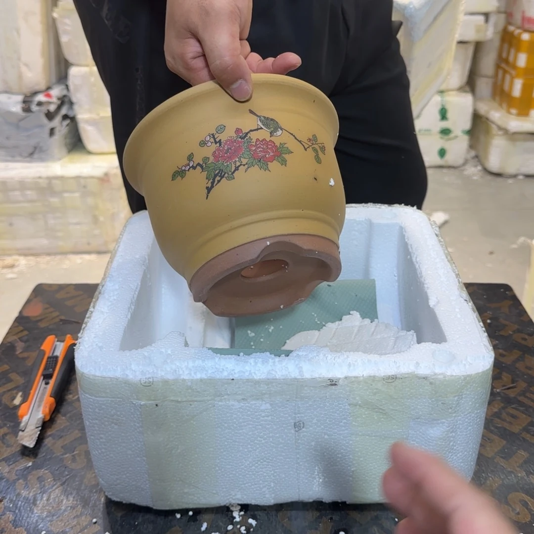 紫砂花盆瑕疵和瑕疵