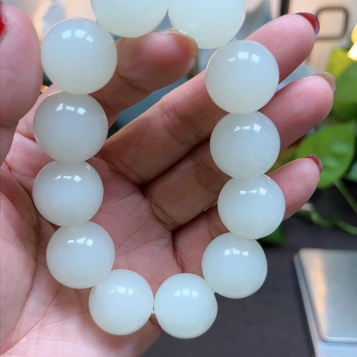 和田玉手串未镶嵌