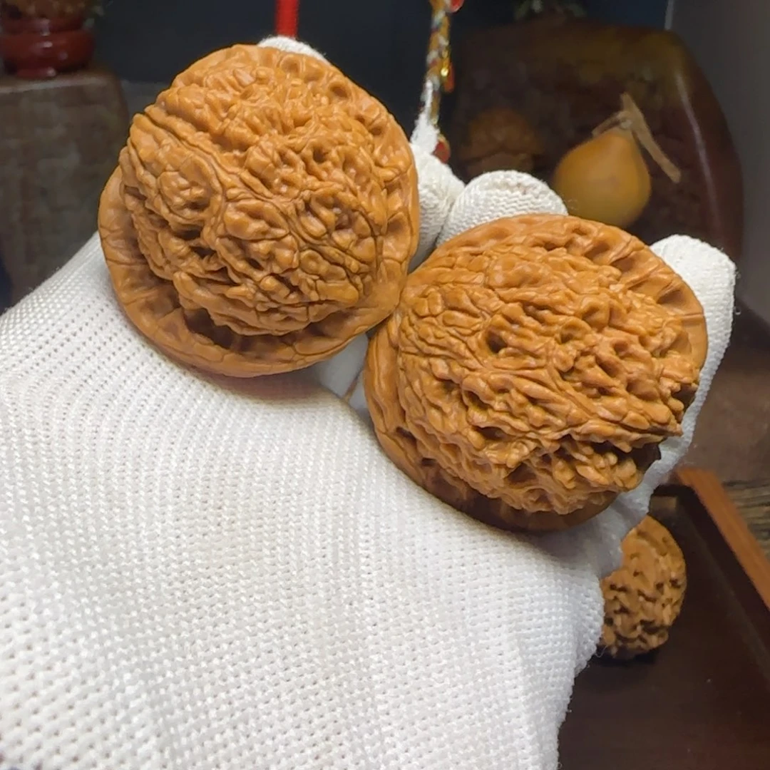 文玩核桃把件天残水龙纹