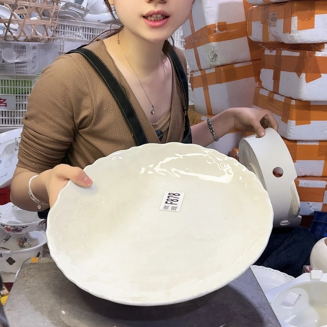 盘微瑕产品………剁椒鱼头盘一个