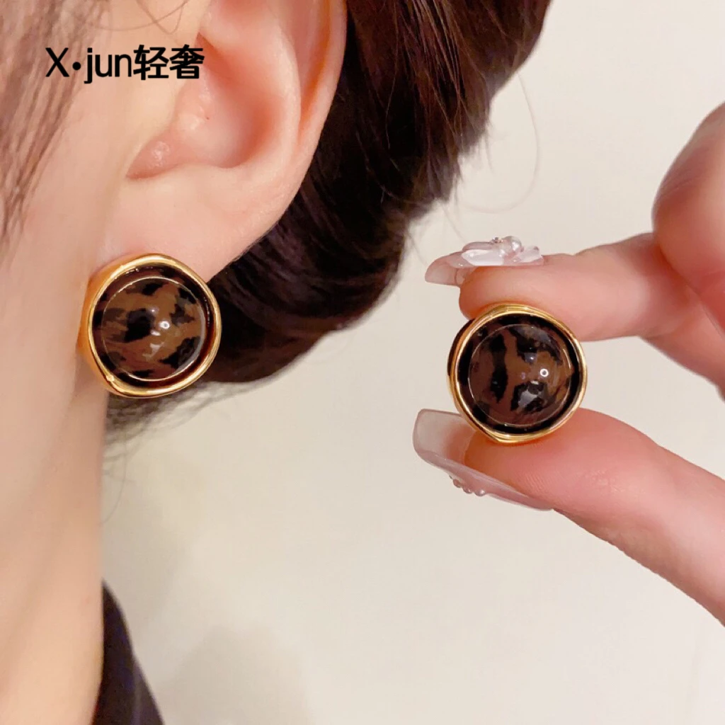 铜合金耳饰 秋冬复古美拉德豹纹圆形耳钉轻奢高级感耳环小众耳饰