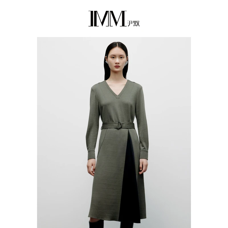 尹默2022年冬季新品商场同款滑爽羊毛松叶绿立体拼色连衣裙