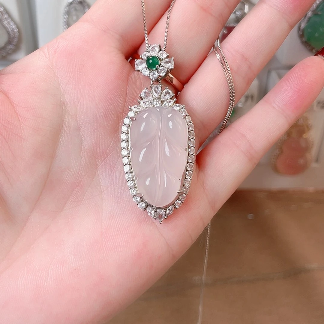 玛瑙/玉髓吊坠(赠链)未镶嵌