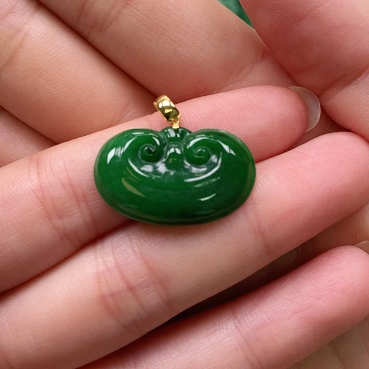 翡翠未镶嵌颈饰吊坠