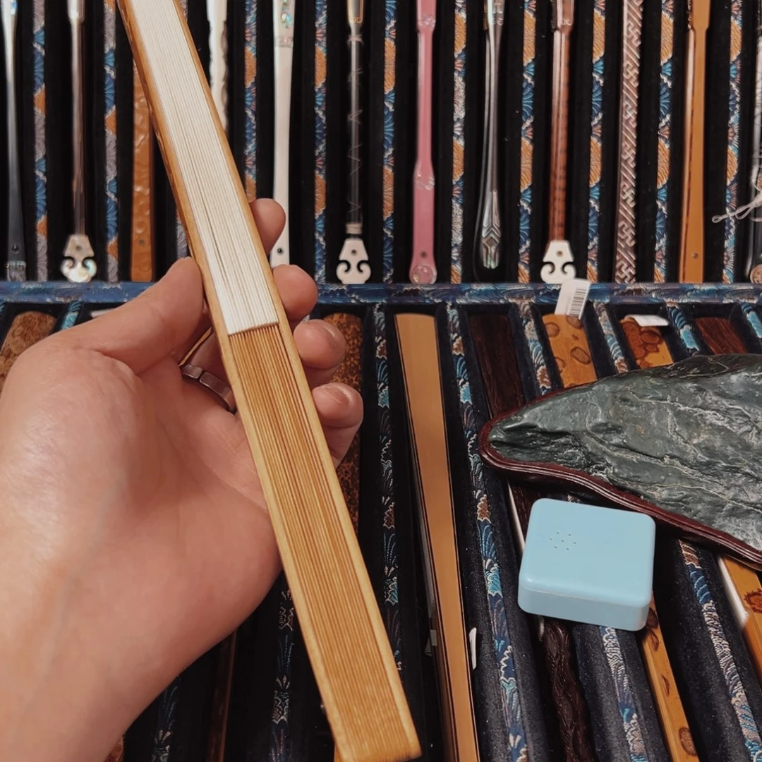 扇子苏工折扇 工艺精湛