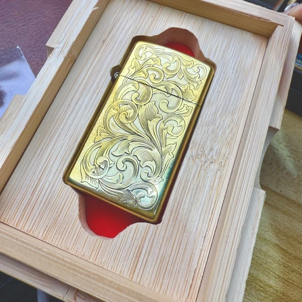 Zippo打火机大唐草W版窄机唐草1654B五面满雕DYJ1