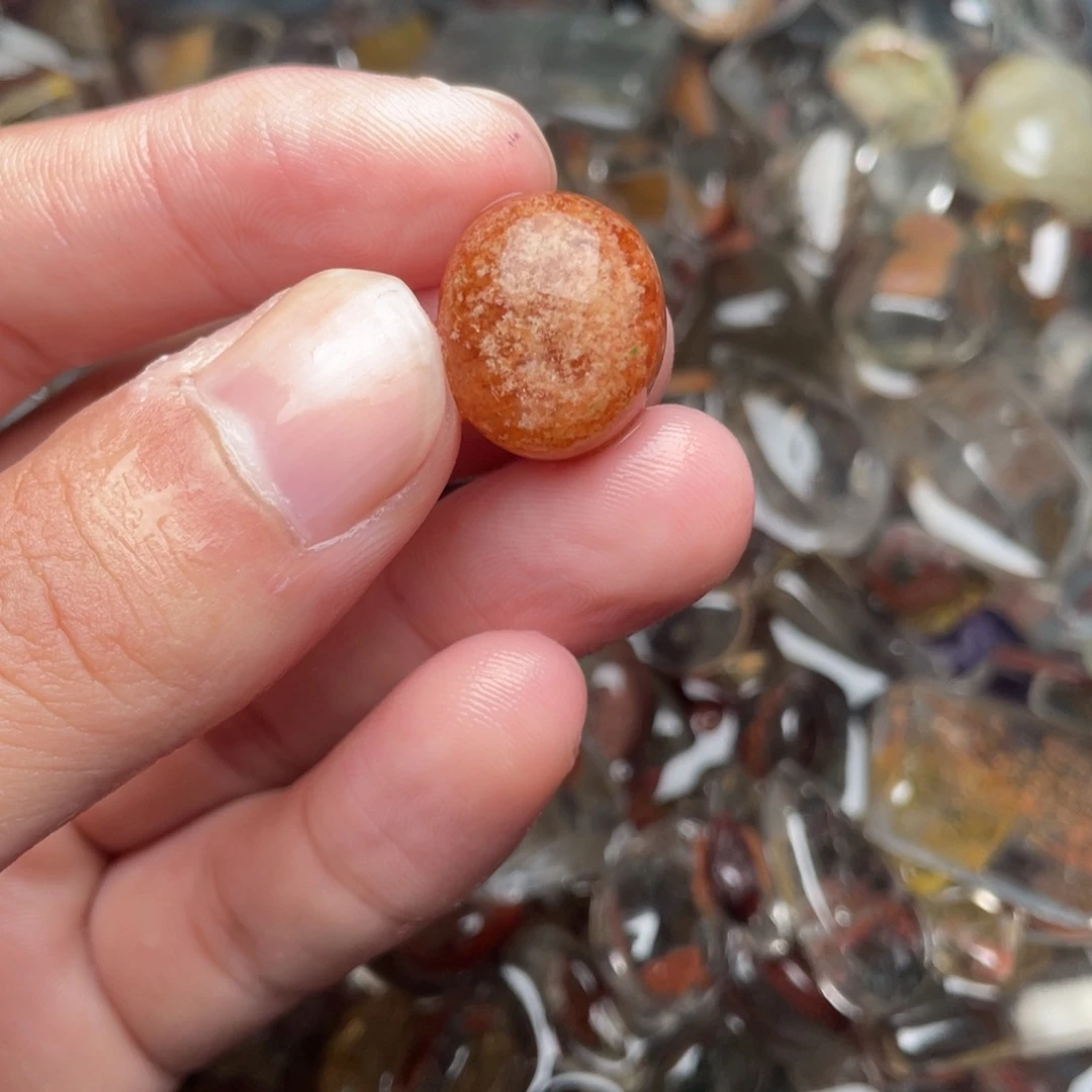 洛***猫只买单纯的吊坠，没带链子，属的性质。