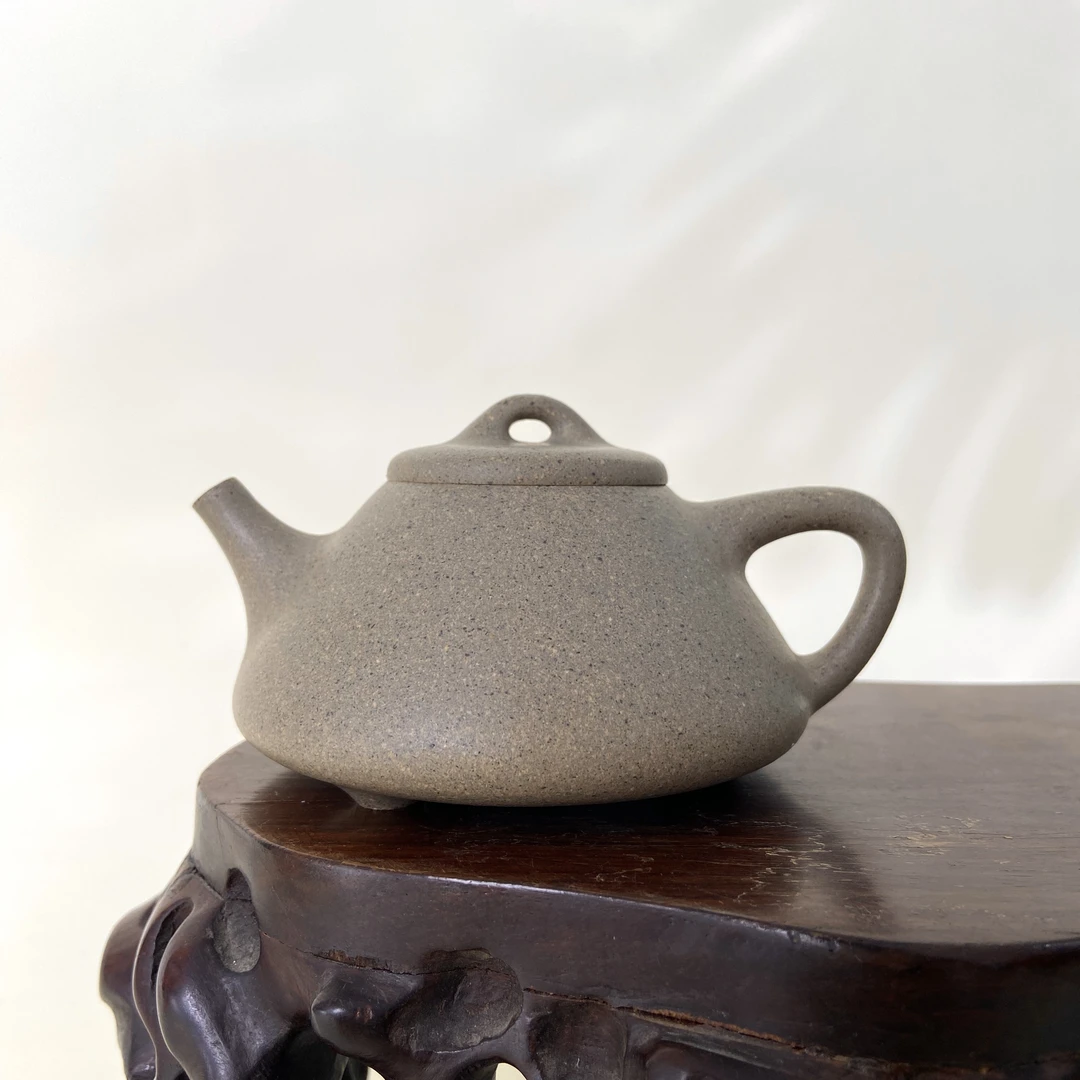 宜兴手工紫砂陶 (万旭霞)170cc茶壶GS4208-52