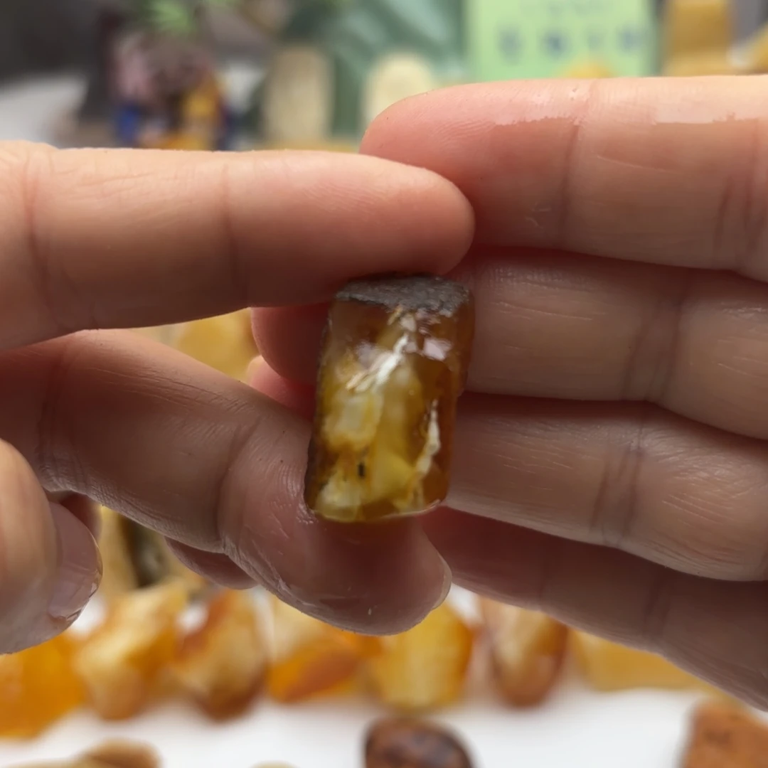 定制琥珀未镶嵌琥珀