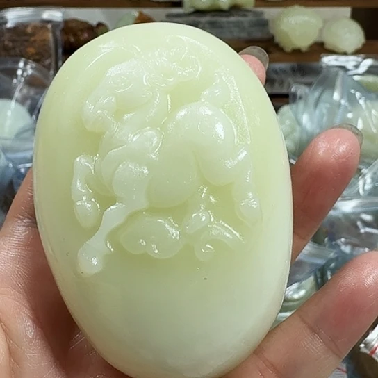 漂***者砖雕石头手把件石头手把件