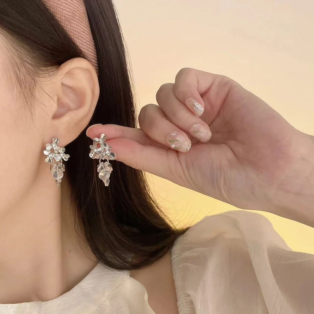 铜合金耳饰 清冷透明花朵耳环小众设计气质耳环耳坠N1918