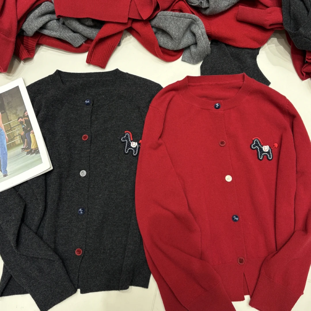 珊珊家女秋冬小马刺绣绵宽松显瘦韩系百搭长袖针织开衫新款