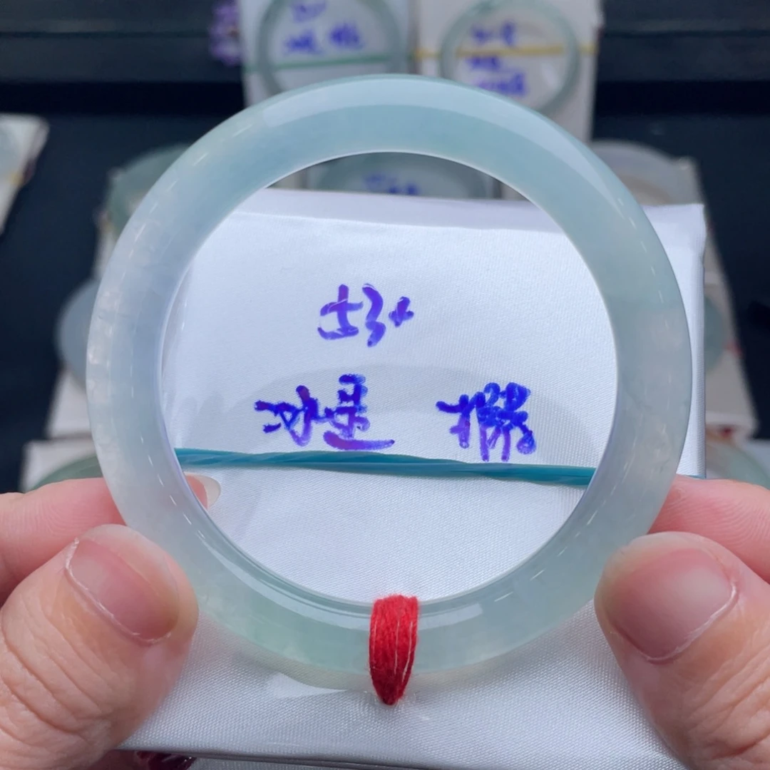 翡翠未镶嵌手镯翡翠手镯