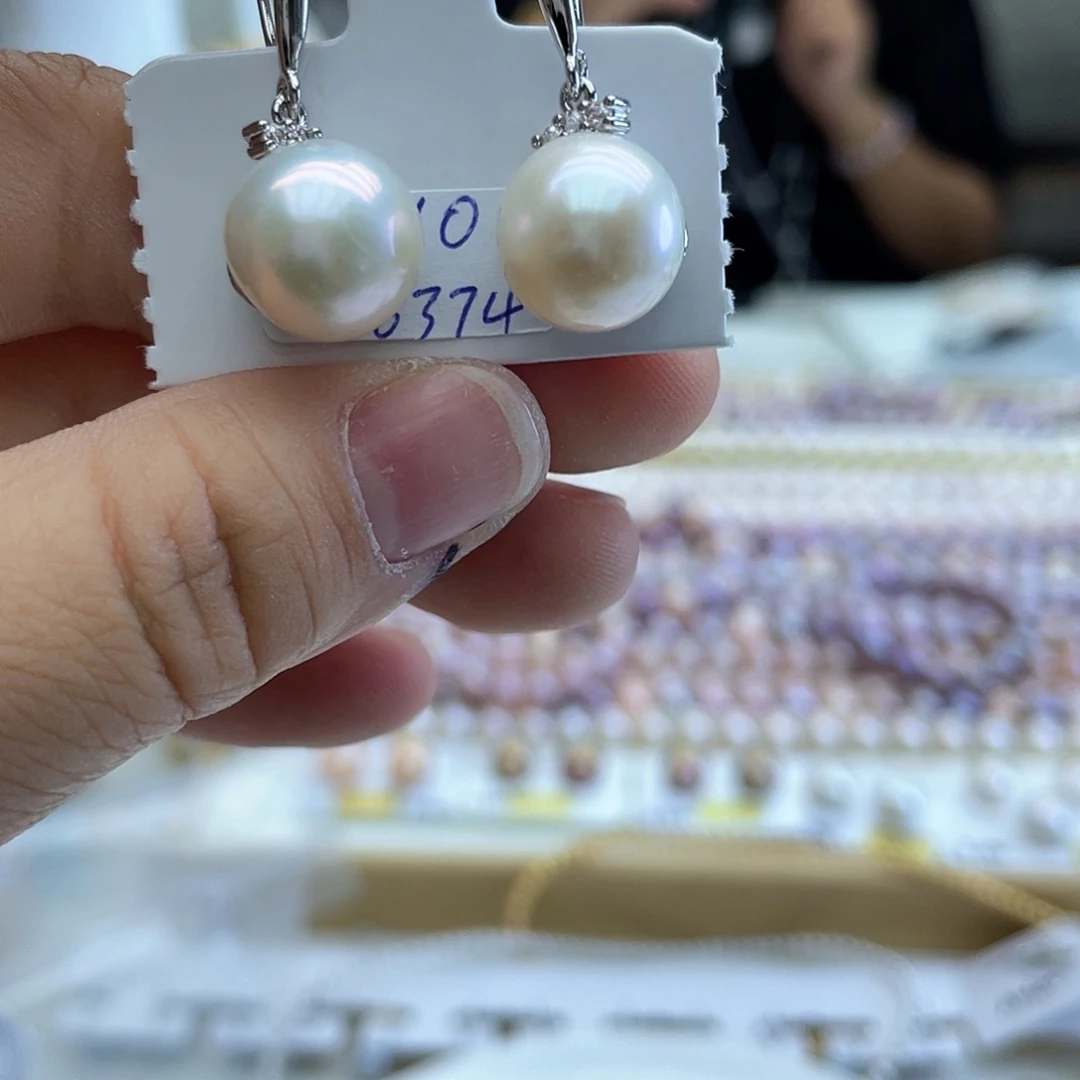 未镶嵌淡水珍珠耳饰